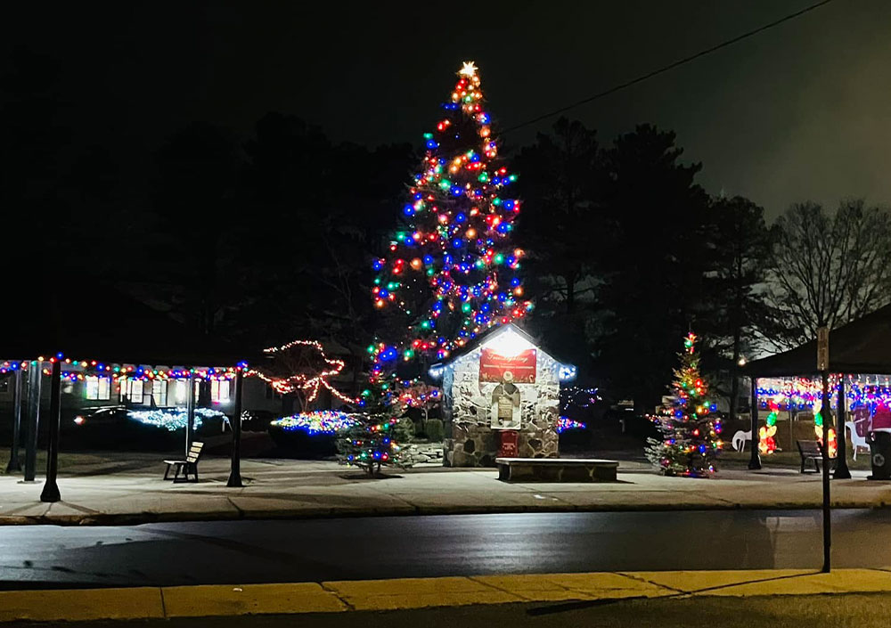 Christmas Parade & Tree Lighting